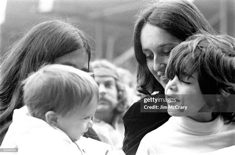 Photo of Joan BAEZ, Joan Baez and son Gabriel at the Big Sur Festival ...