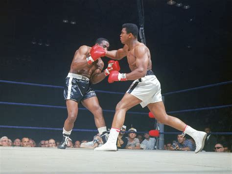 Muhammad Ali, Sonny Liston and the 'Phantom Punch' Title Bout, 1965