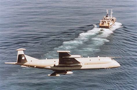 Nimrod MR2 Aircraft Anti Submarine ~ forcesmilitary