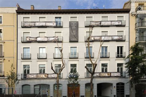 Serrano Apartments / A-cero | ArchDaily