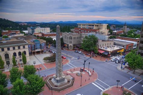 Downtown Asheville | Cities in north carolina, Travel sites, Downtown ...