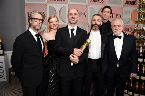 The Cast of Succession at the Golden Globes | See the Cast of Succession at the Golden Globes ...