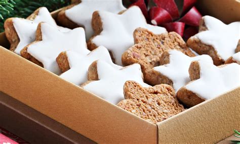 Zimtsterne (German Cinnamon Star Cookies) - The Daring Gourmet