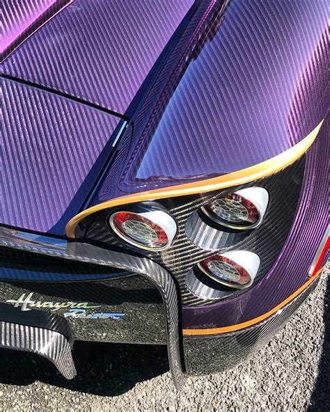 This insane Carbon Fiber (Pagani Huayra Roadster) : r/Hypercars