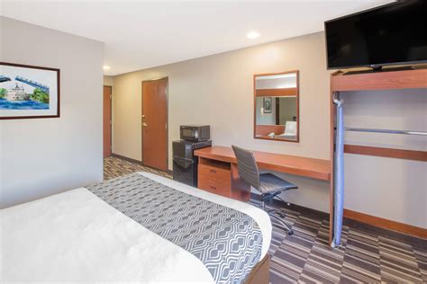 Microtel Inn & Suites by Wyndham Manistee | Manistee, MI Hotels