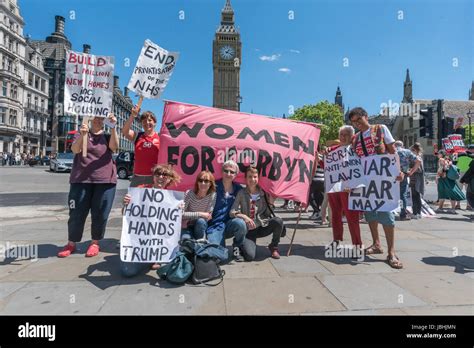 Labour women mps hi-res stock photography and images - Alamy