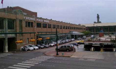 Exterior - Picture of Crowne Plaza Indianapolis Downtown (Union Station), Indianapolis - TripAdvisor