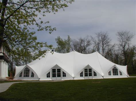 Wedding Themes - Wedding Style: Types of Wedding Tents