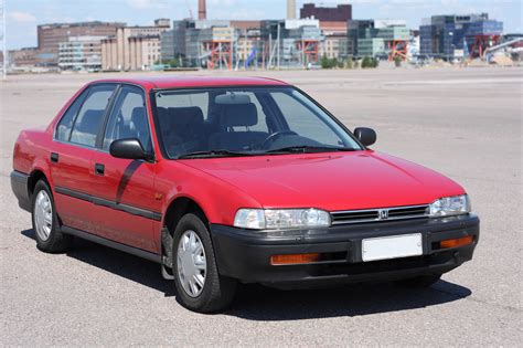 1993 Honda Accord VINs, Configurations, MSRP & Specs - AutoDetective