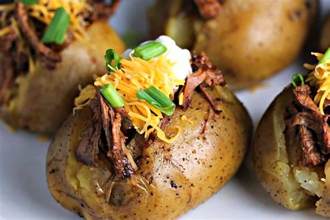 Slow Cooker Beefy BBQ Spuds - Life, Love, and Good Food