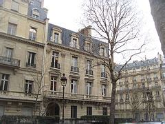 Category:Balustrade balconies in Paris - Wikimedia Commons