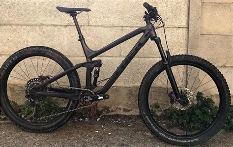 Second Hand Trek Fuel EX 8 650B Plus Mountain Bike 2019 18.5 Black