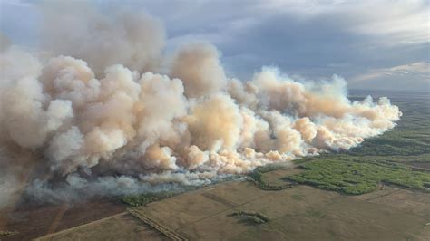 Wildfire in Canada’s British Columbia forces thousands to evacuate ...