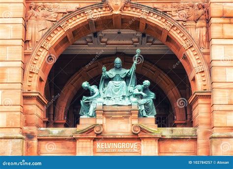 Statue of St Mungo editorial photography. Image of national - 102784257