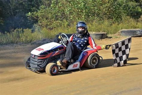 The Gritty, DIY World of Lawn Mower Racing - Belt Magazine