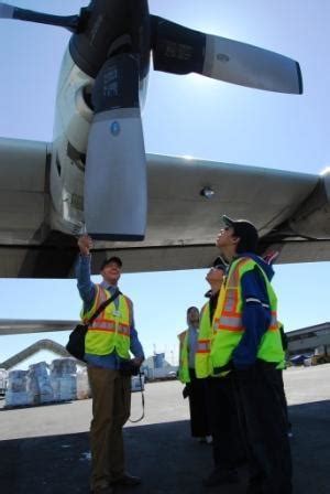 Student pilots visit Lynden Air Cargo