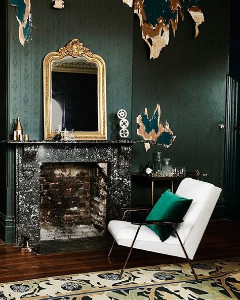 Emerald Green Decor Ideas + Inspiration | Arts and Classy