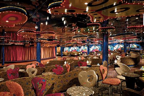 6 Ships With Over-the-Top Cruise Ship Decor - Cruises