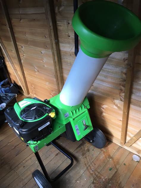 Stihl Petrol chipper shredder as new | in Addlestone, Surrey | Gumtree