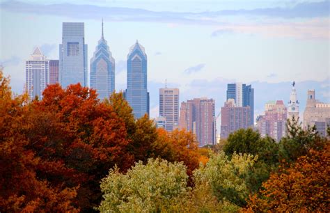 Philadelphia Skyline, Autumn 2013 | Fall colors and the Phil… | Flickr