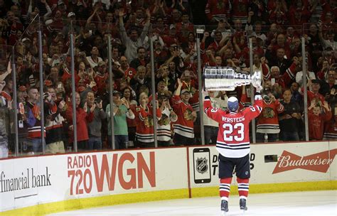 Chicago Blackhawks capture Stanley Cup over Tampa Bay