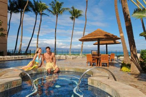 Aston Mahana at Kaanapali (Maui, HI): What to Know BEFORE You Bring Your Family