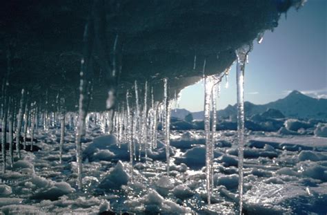 Antarctica and climate change - British Antarctic Survey