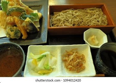 Zaru Soba Cold Soba Noodles Tempura Stock Photo 1094012420 | Shutterstock