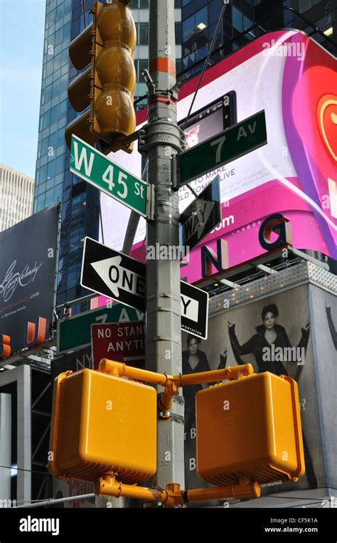 New York City, USA - street signs Stock Photo - Alamy