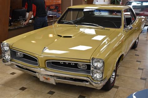 1966 Pontiac GTO | Ideal Classic Cars LLC