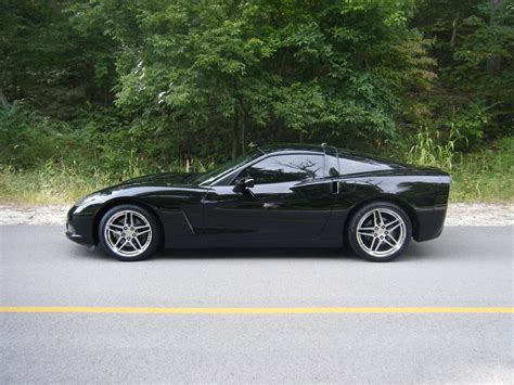 2005 C6 Corvette | Image Gallery & Pictures