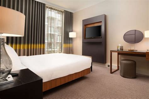 Hilton London Wembley Wembley | Bookonline.com