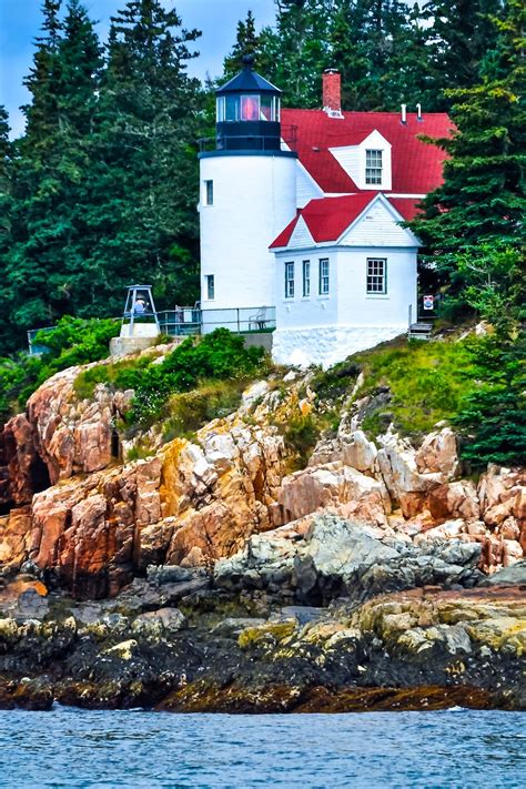 Maine Lighthouses and Beyond: Bass Harbor Head Lighthouse | Lighthouse pictures, Beautiful ...