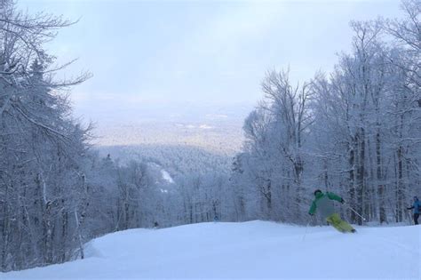 These 7 New Hampshire Parks Are Even More Beautiful In Winter