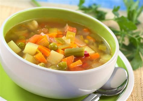 Sopa de verduras con pollo Receta de Nancy Gabriela Méndez Ávila- Cookpad