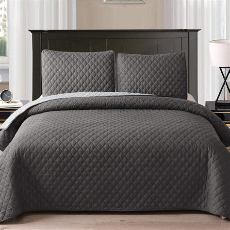 Exclusivo Mezcla Ultrasonic Reversible 3-Piece King Size Quilt Set with ...