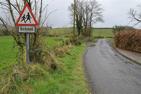 Children crossing sign, Tirmurty © Kenneth Allen cc-by-sa/2.0 :: Geograph Britain and Ireland