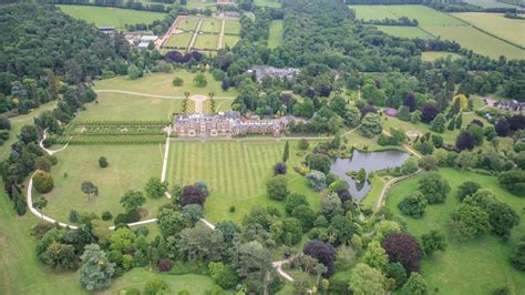 Sandringham Estate: The Untold Truth Of The Queen's Country Home