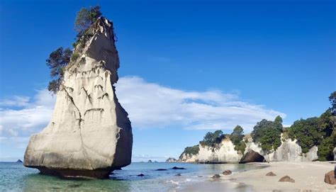 The 10 Best Beaches on New Zealand’s North Island