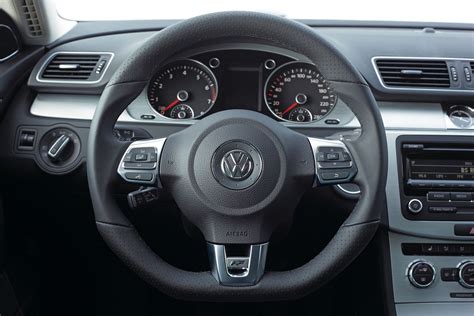 VW CC AND PASSAT GET R-LINE PACKAGES - Awesome Cars: VW CC AND PASSAT GET R-LINE PACKAGES