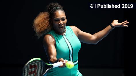 Serena Williams Turns Back the Clock in Easy Victory - The New York Times