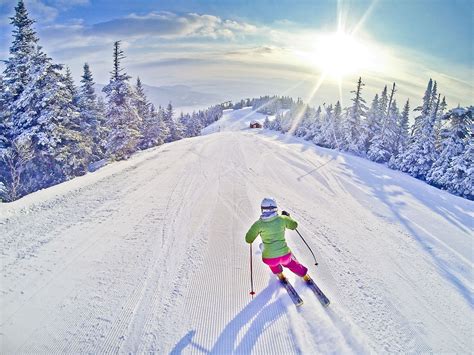 Ski and Stay at the Golden Eagle Resort in Stowe, Vermont! | Vermont ski resorts, Best family ...