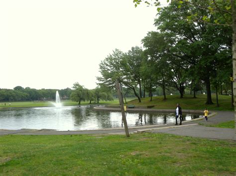 File:Lincoln Park lake JC jeh.JPG - Wikimedia Commons