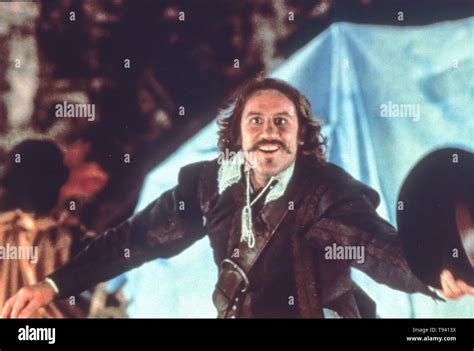 Cyrano de bergerac 1990 gerard depardieu hi-res stock photography and ...