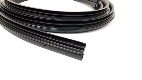 91165906 Passenger Side LH Sliding Door Weatherstrip Vauxhall Vivaro ...