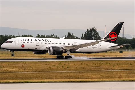 Air Canada Prepares To Resume Seasonal Toronto-Edinburgh Flights