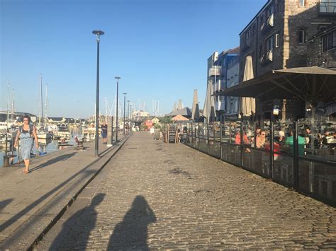 Plymouth Freedom Day in pictures: People enjoying beers and sunshine on the Barbican - Plymouth Live