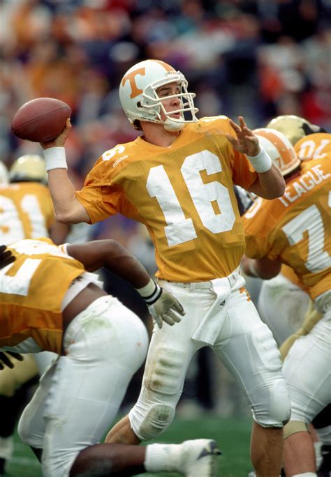 Tennessee football recruiting: Ranking the top signees in Vols history