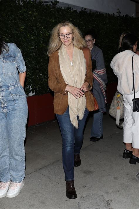 LISA KUDROW Leaves Giorgio Baldi in Santa Monica 10/18/2023 – HawtCelebs