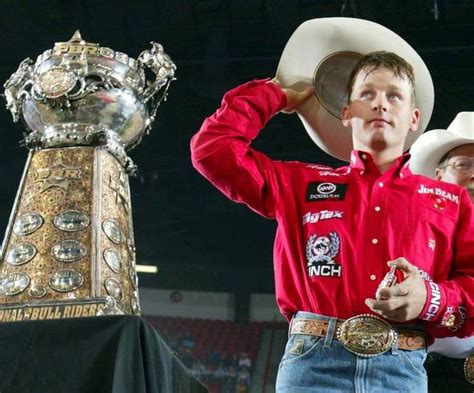 Chris Shivers! | Pbr bull riding, Professional bull riders, Pbr bull riders